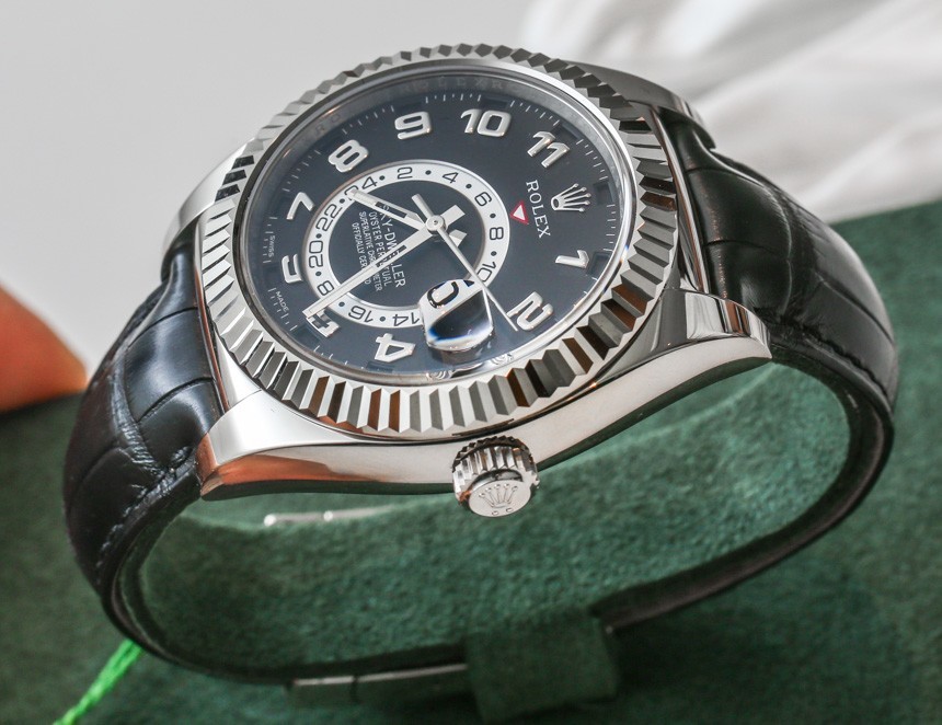 Replica Rolex Sky-Dweller Watches With White Gold Hands