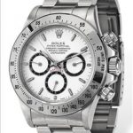 She Is An Elegant Woman Who Always Showing Off Her Delicate Rolex Cosmograph Daytona 16520 Replica Watches