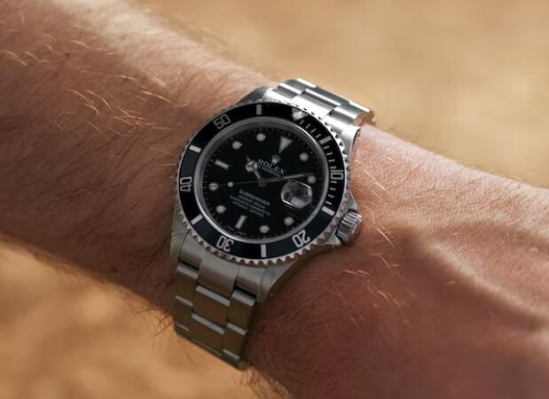 The Top Replica Rolex Submariner Watches That Bridges The Gap Between Vintage and Modern